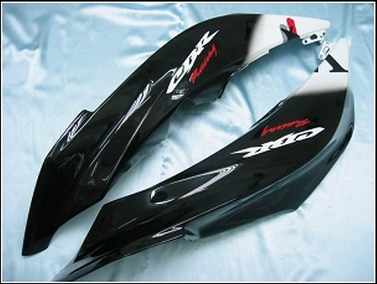 Amotopart 2007–2008 Honda CBR600RR Verkleidungsset in Weiß und Schwarz