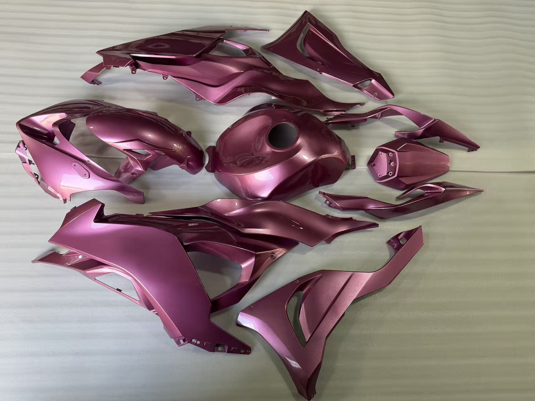 れ Amotopart 2024-2026 Kawasaki ZX-6R Glossy Pink Fairing Kit