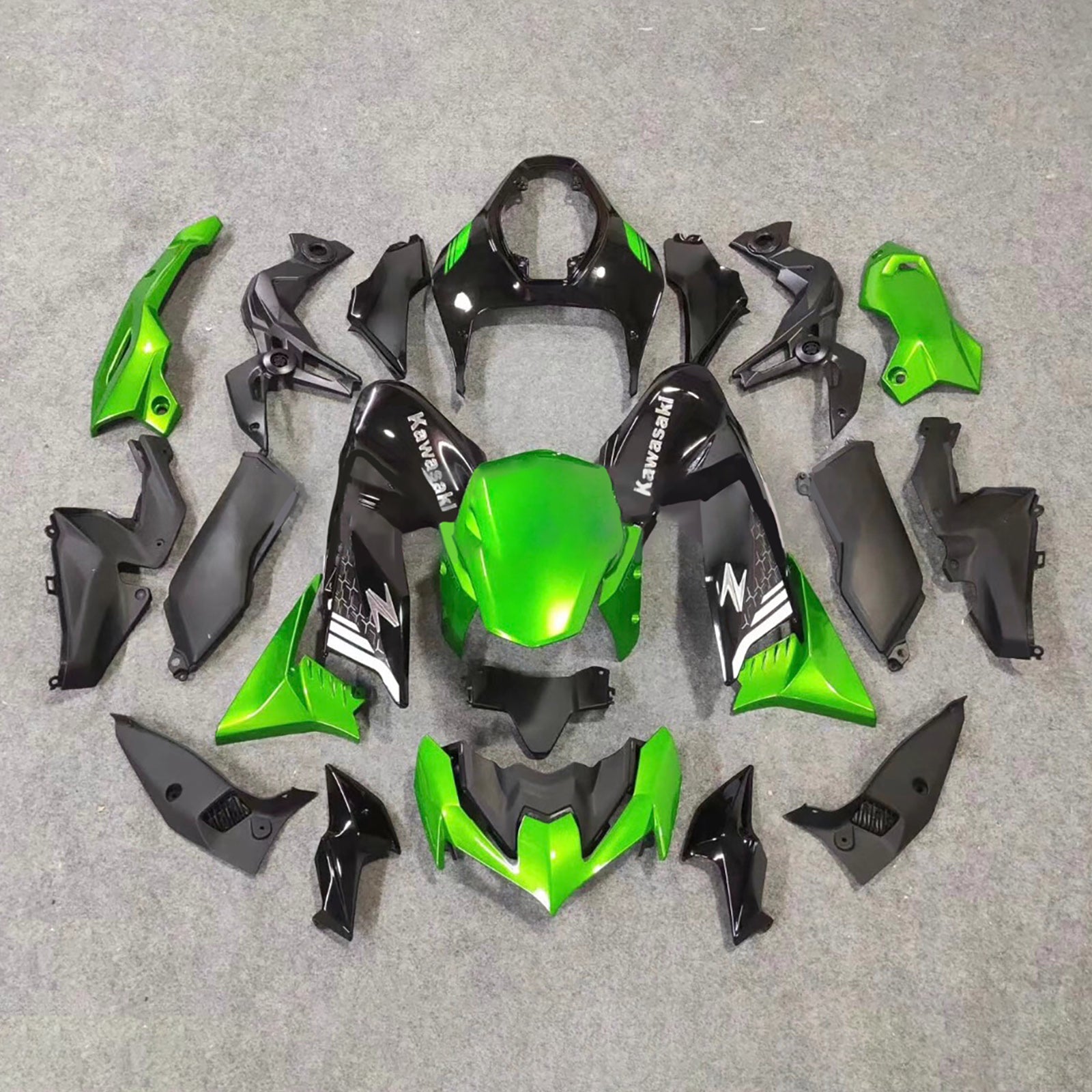 Amotopart 2020-2024 Kawasaki Z900 Green Black Fairing Kit