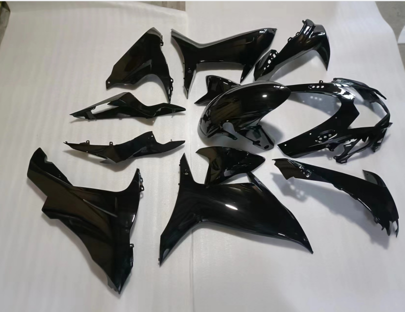 Amotopart Suzuki 2011-2024 GSXR 600/750 Gloss Black Fairing Kit