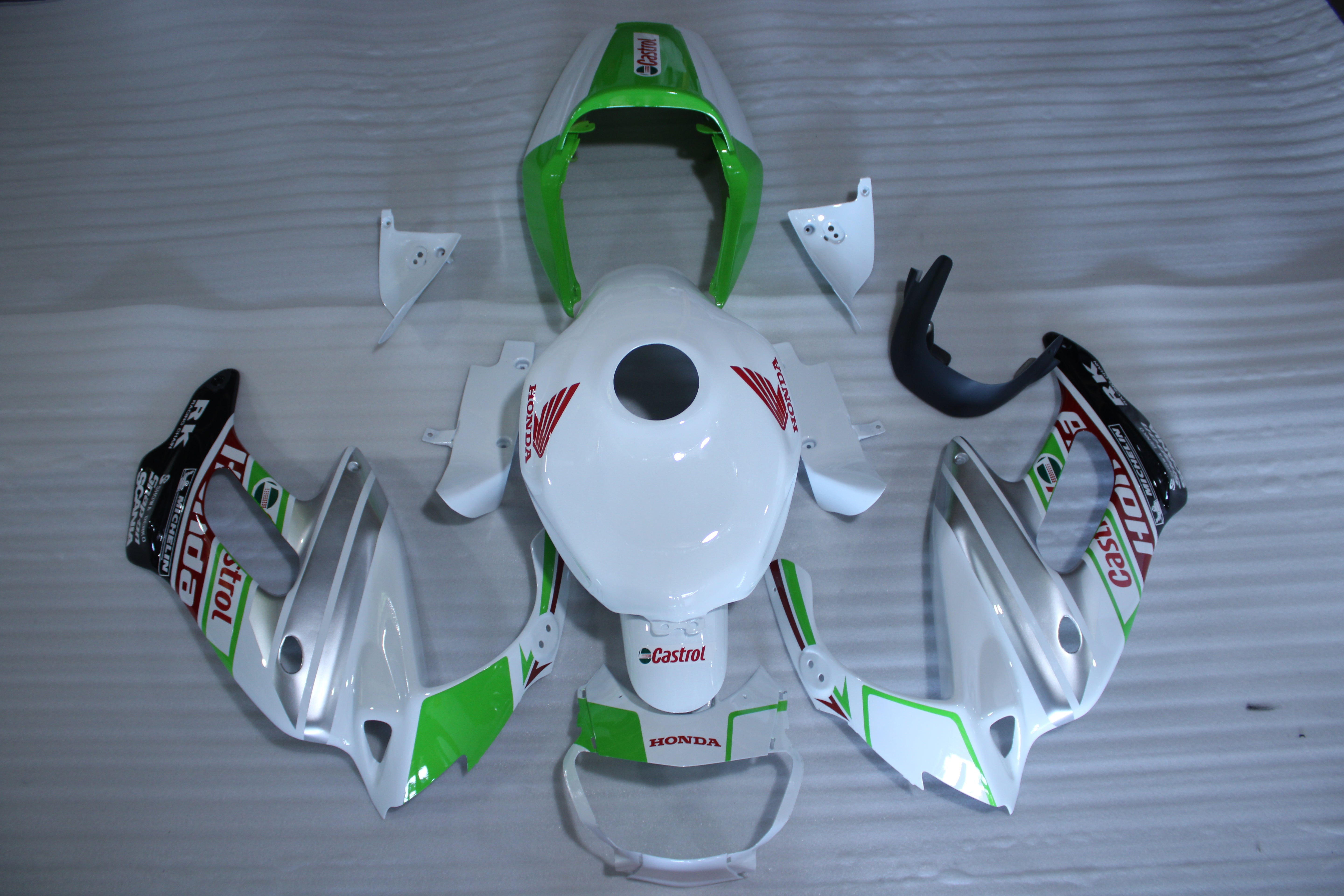 Amotopart 1997-2005 VTR1000F Honda White&Green Fairing Kit