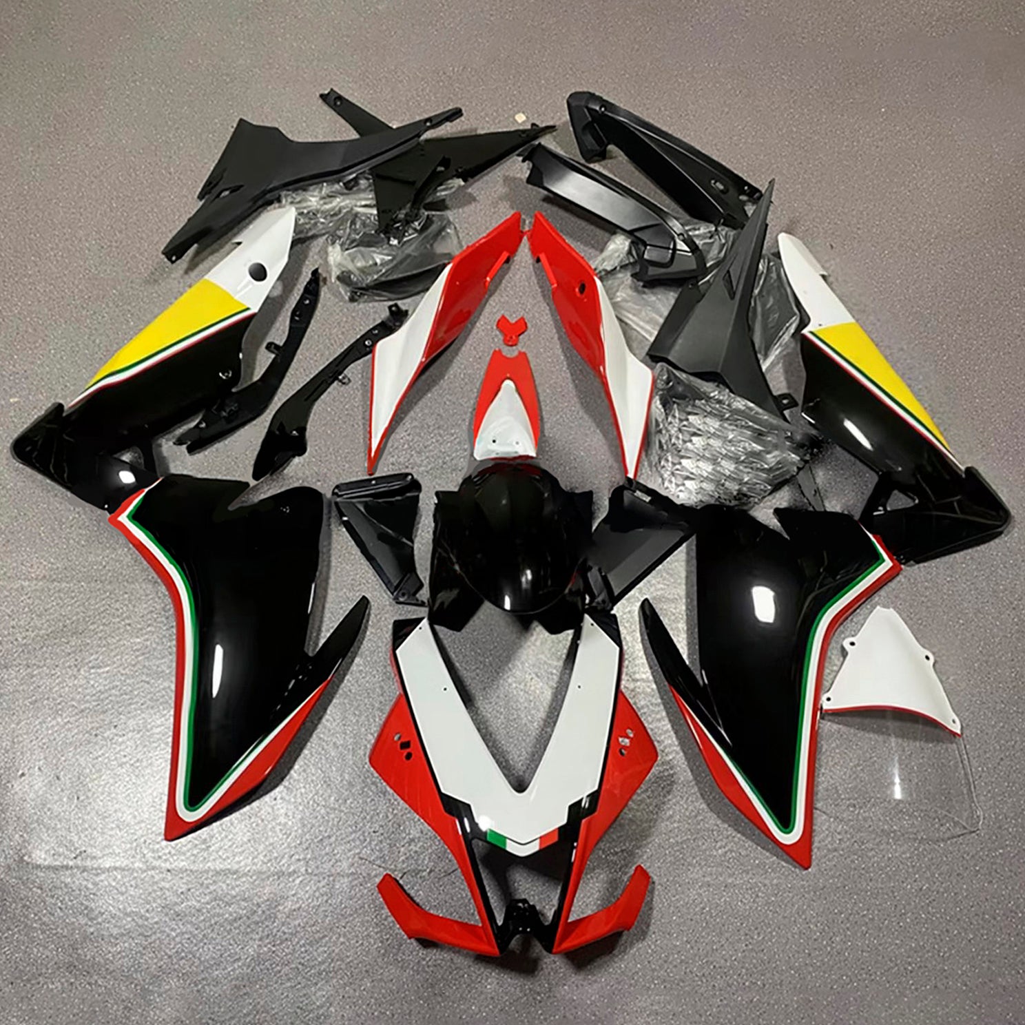 Zestaw owiewek Amotopart 2009-2015 Aprilia RSV4 1000 Czarny Czerwony Żółty