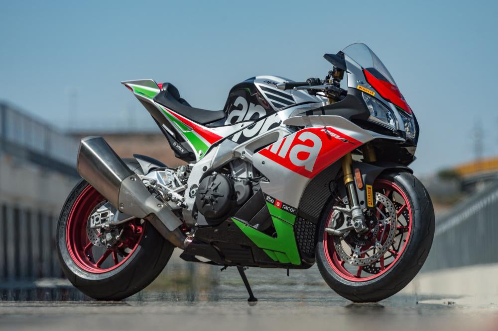 Amotopart Aprilia 2016-2020 RSV4 1000 レッド&グリーン Style1 フェアリングキット