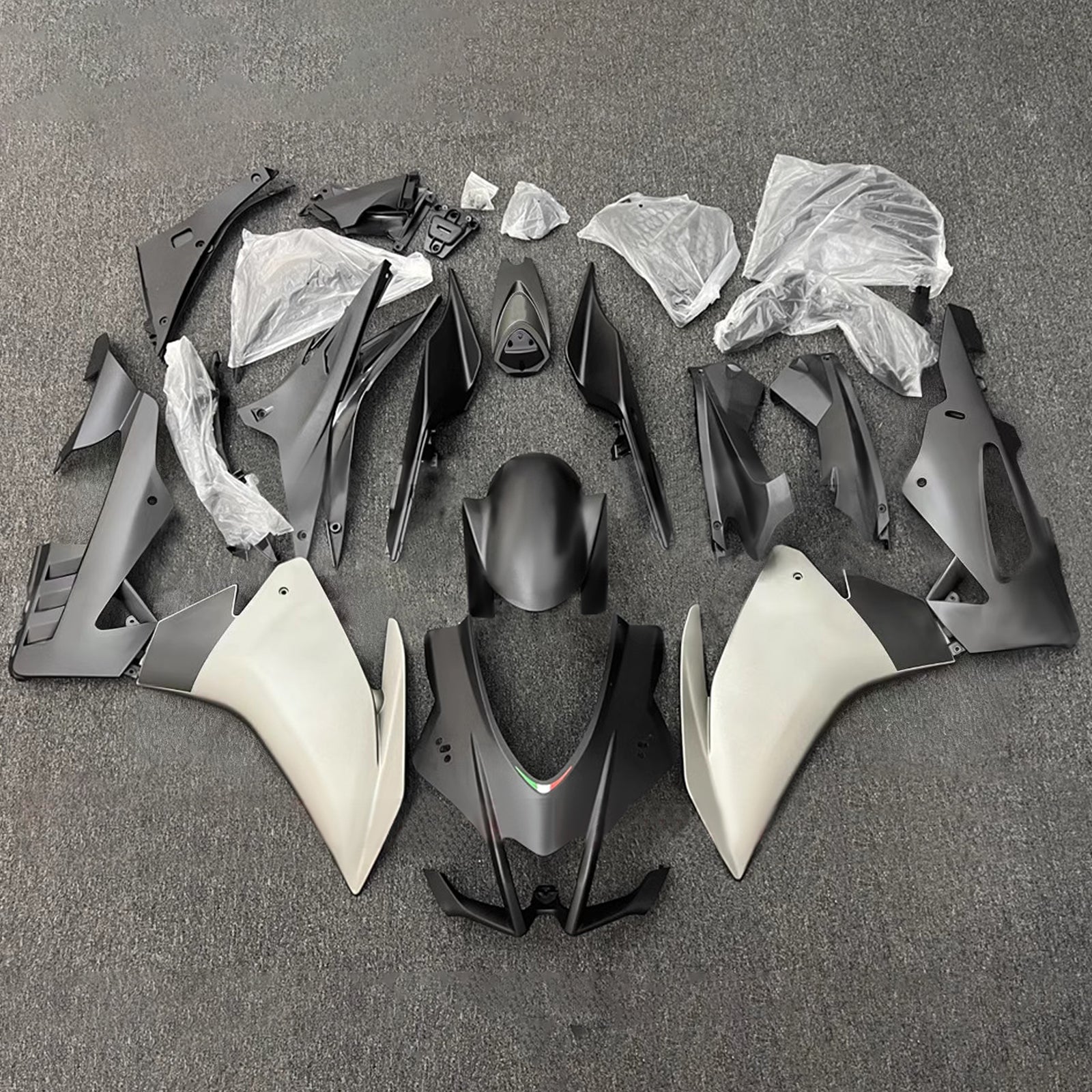 Amotopart 2016-2020 Aprilia RSV4 1000 Black Grey Fairing Kit