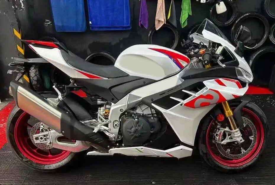 Amotopart 2022-2024 Aprilia RSV4 1100 White Red Fairing Kit