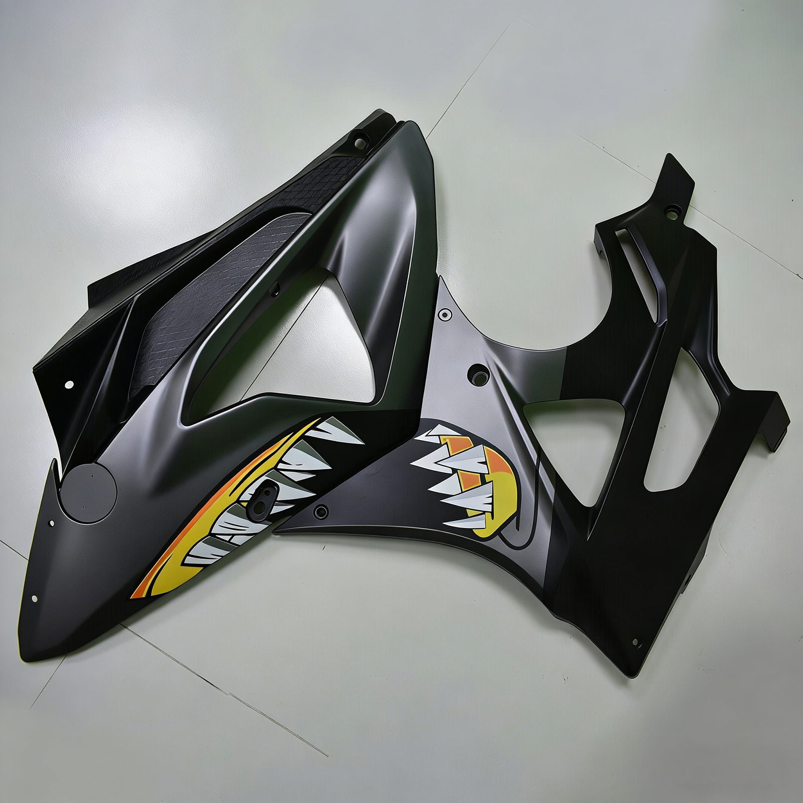 Amotopart 2009-2014 BMW S1000RR Black with Shark Teeth Fairing Kit