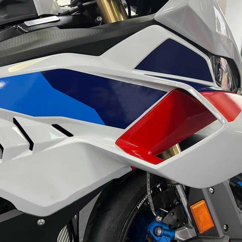 Amotopart 2025-2026 BMW S1000RR Black & White Fairing Kit