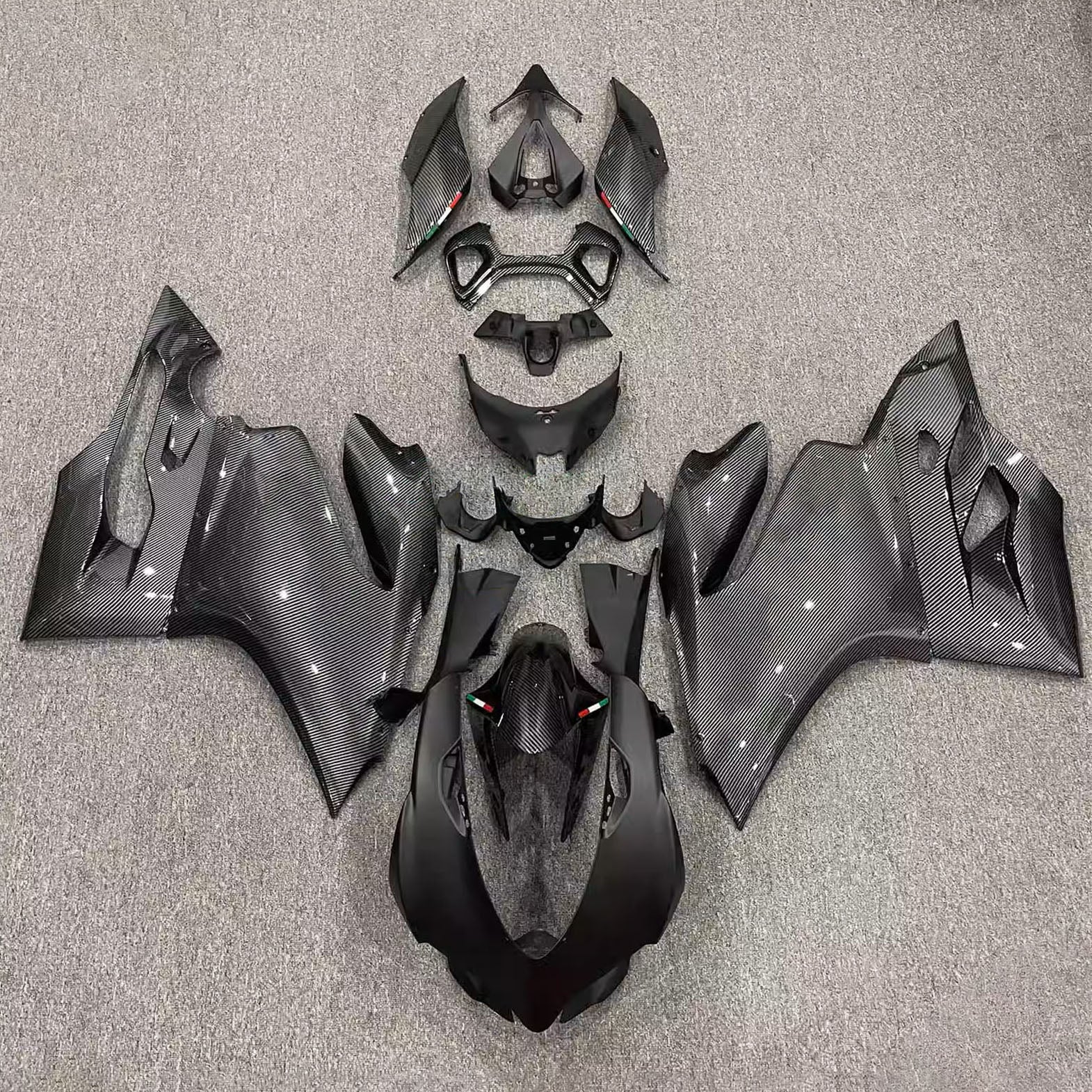 Amotopart 2012-2015 Ducati 899 Carbon Fiber Pattern Yellow Fairing Kit