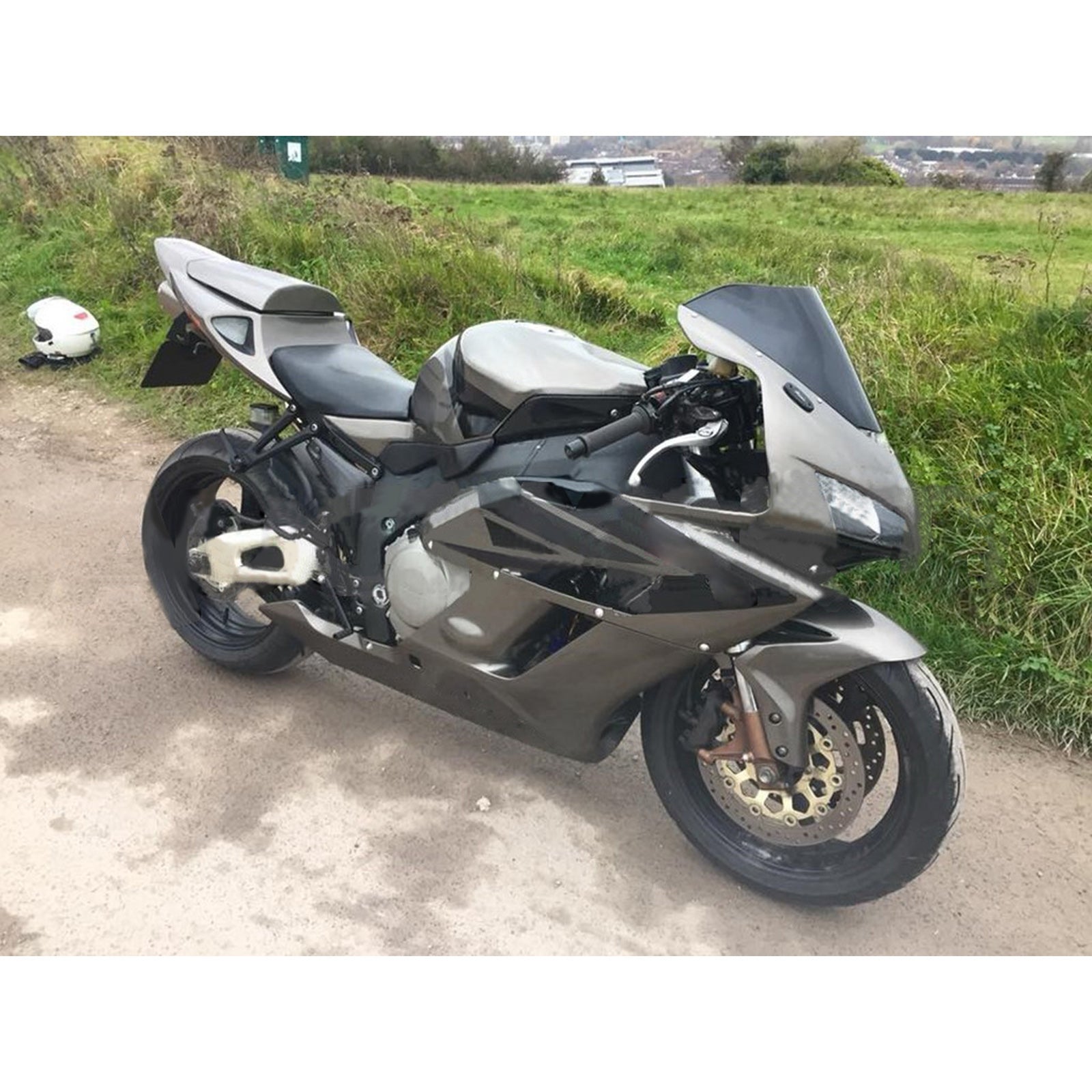 Amotopart 2004-2005 Honda CBR1000RR Blue & Silver Fairing Kit