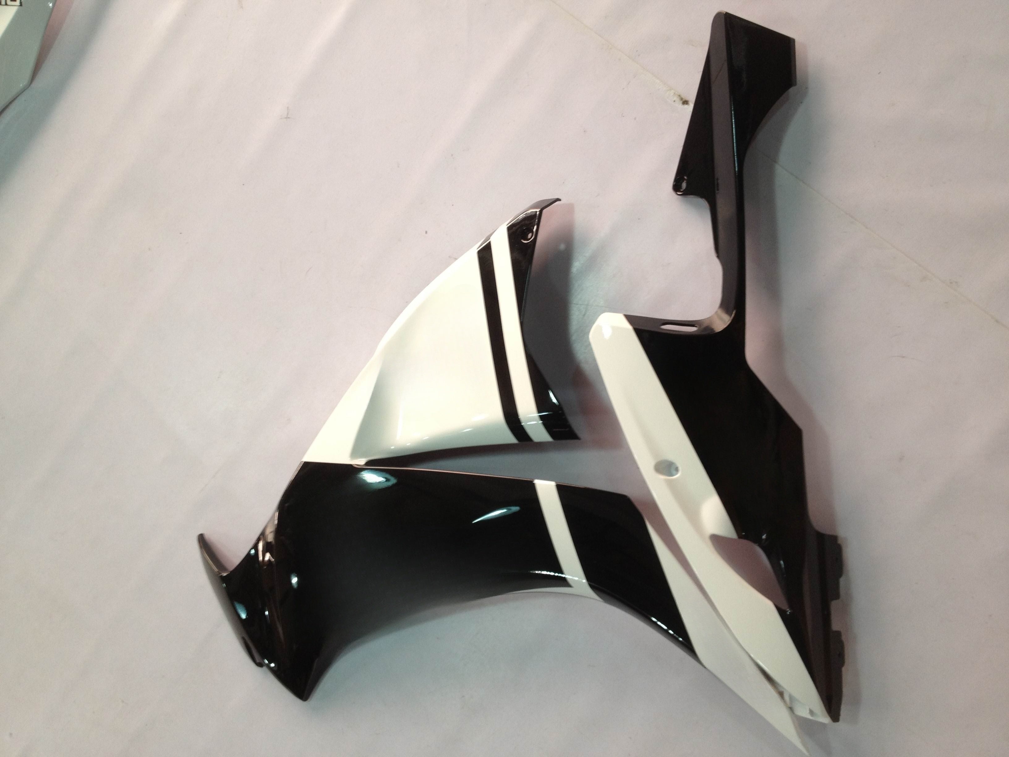 Amotopart 2012-2016 CBR1000RR Honda Black&White Playboy Fairing Kit