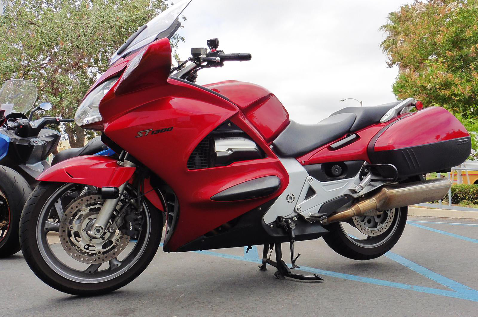 Amotopart Honda ST1300 2002–2016 rotes Verkleidungsset