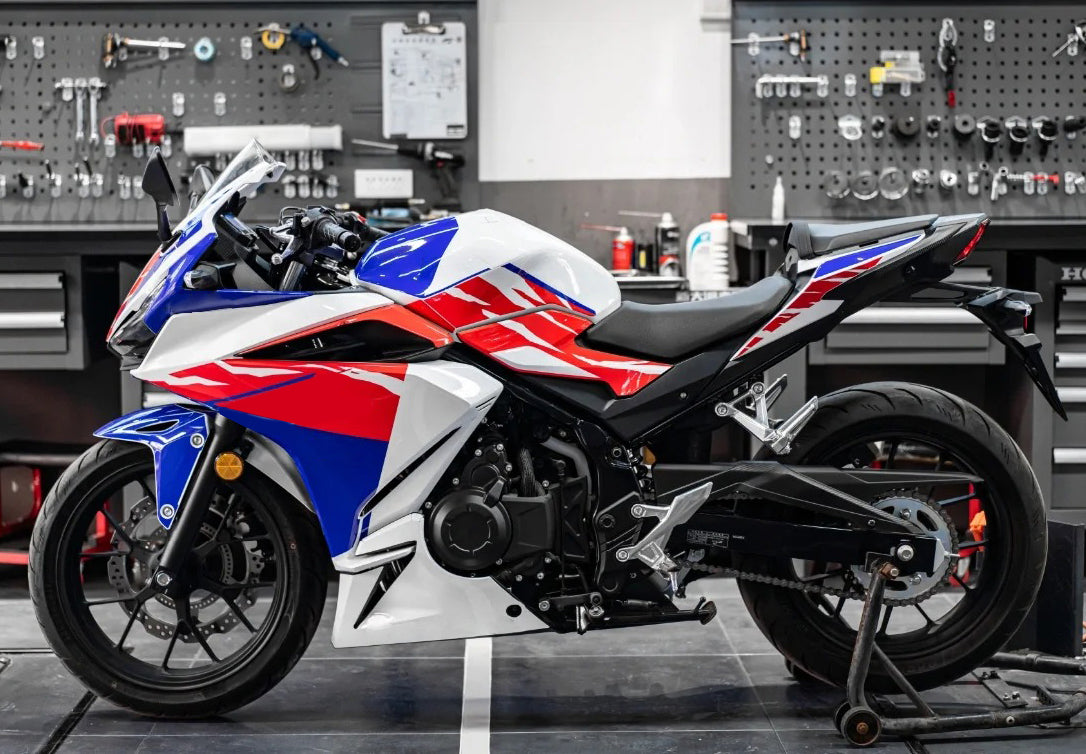 ＣＢＲ４００Ｒ 40th Anniversary ZX4RR White Seat Cowl - Street Customs Racing