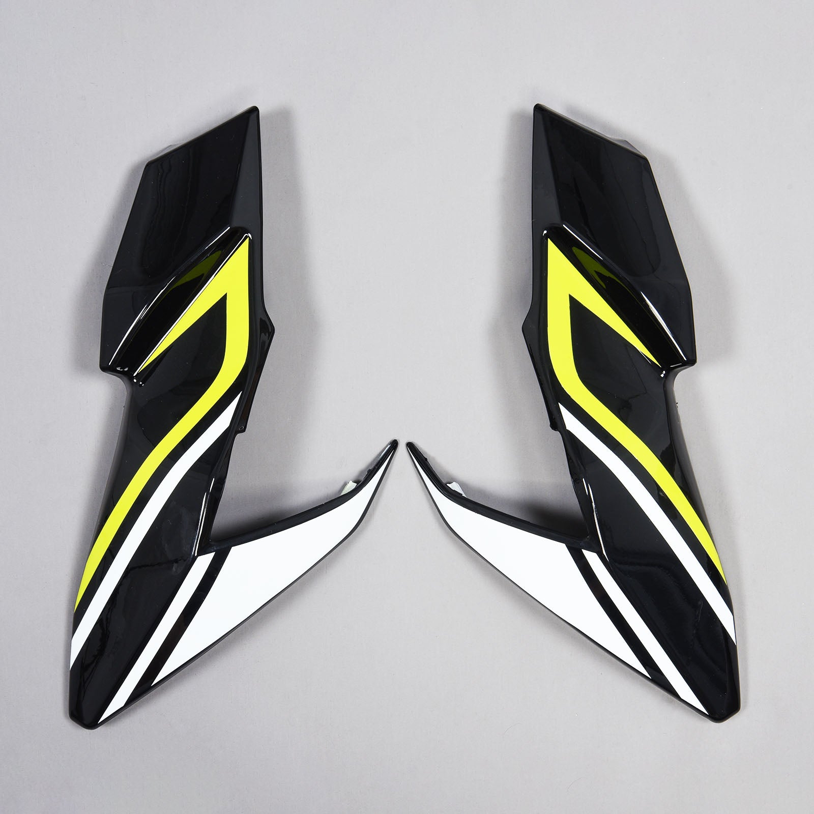 Amotopart 2017-2019 Kawasaki Z650 Black&White Fairing Kit