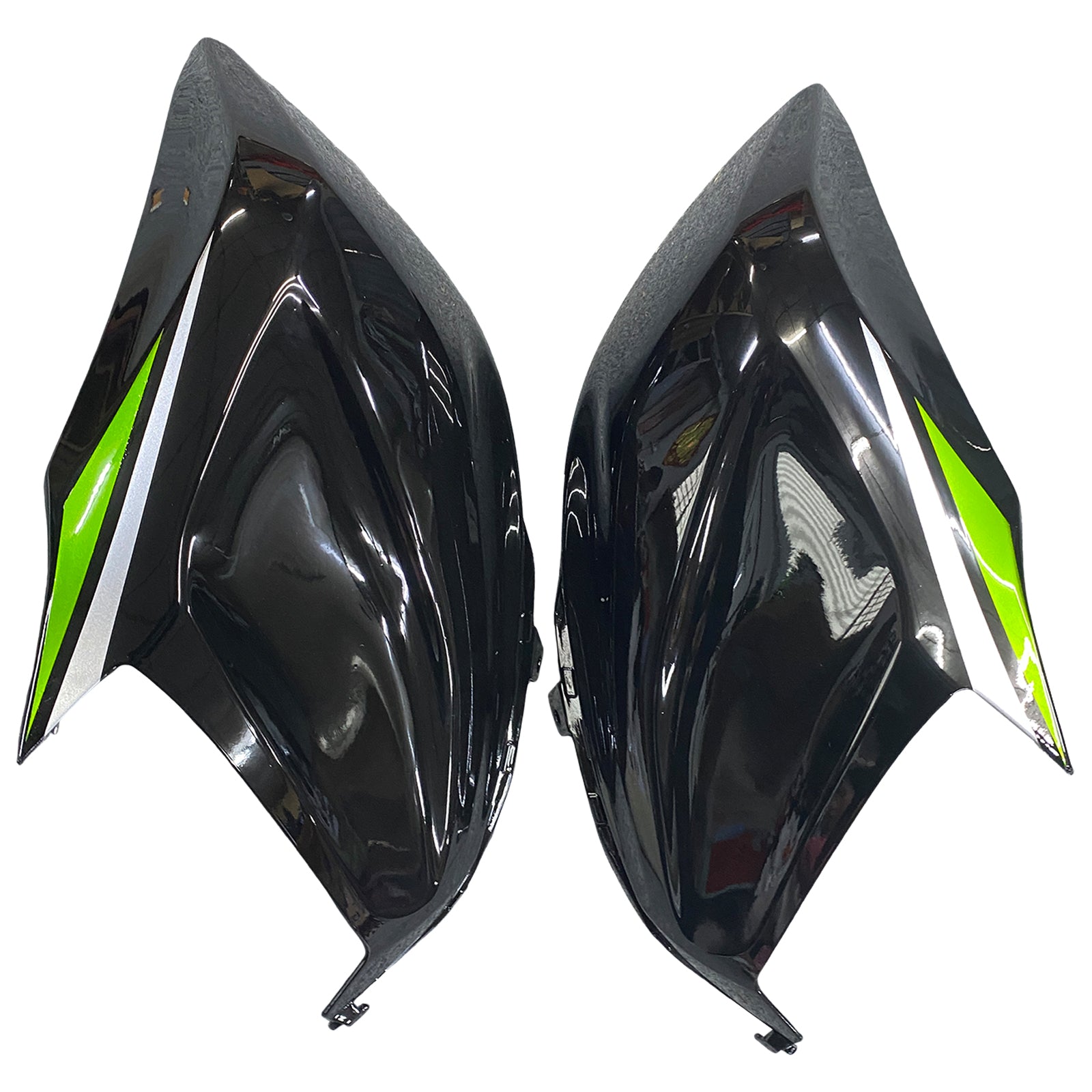 Amotopart 2013-2018 Kawasaki Z800 Green&Matte Black Fairing Kit