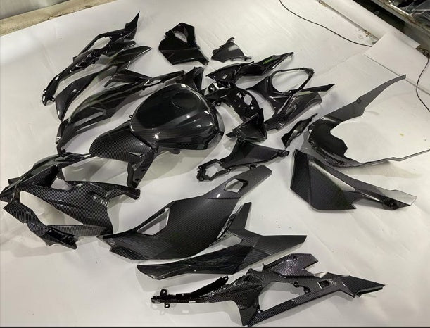 Amotopart 2019-2025 Ninja ZX-25R ZX-4R ZX-4RR Kawasaki Carbon Fiber Pattern Green Fairing Kit