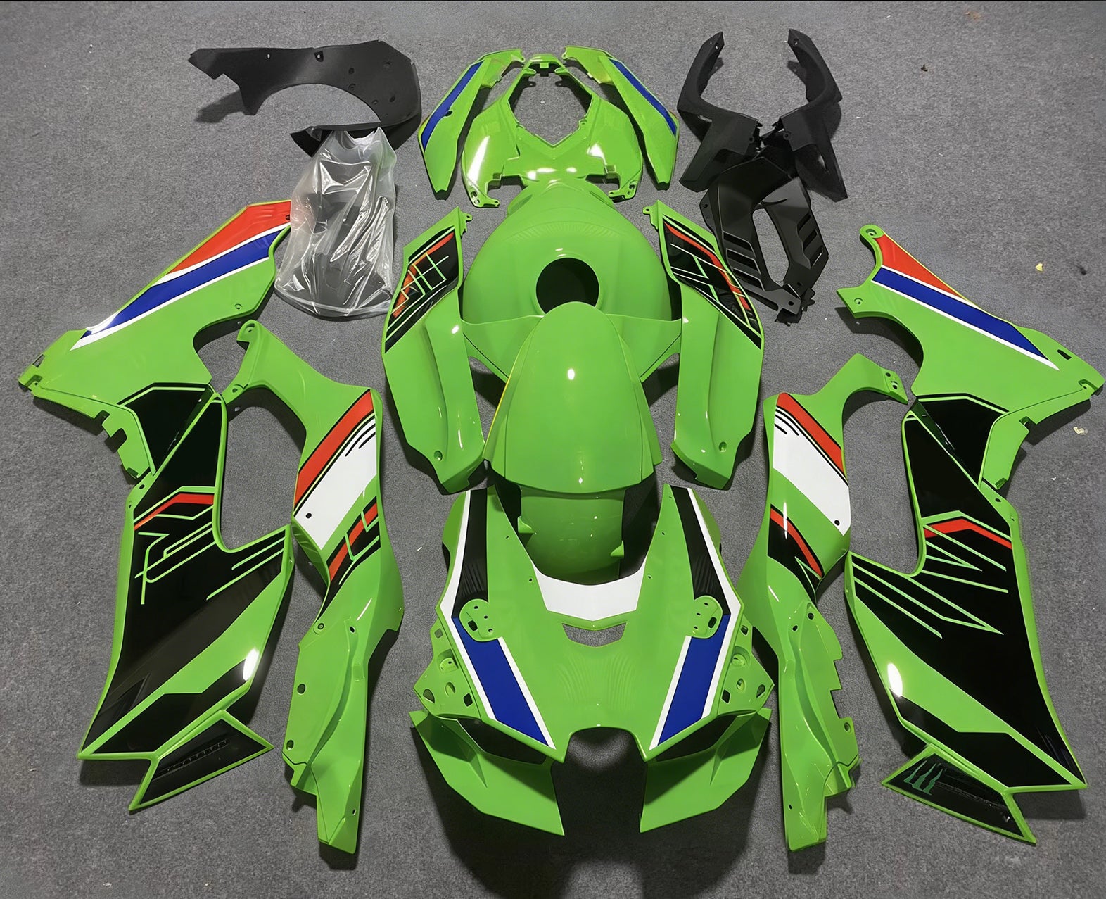 Amotopart 2021-2025 Kawasaki ZX 10RR ZX 10R Black Green Fairing Kit
