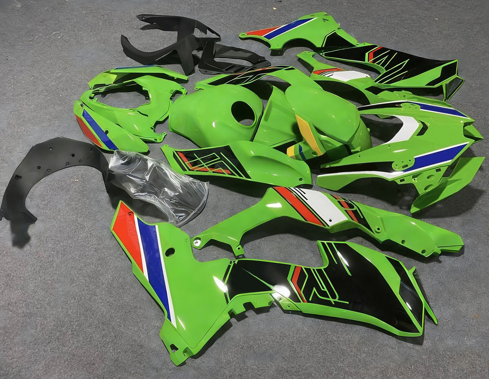 Amotopart 2021-2025 Kawasaki ZX 10RR ZX 10R Black Green Fairing Kit