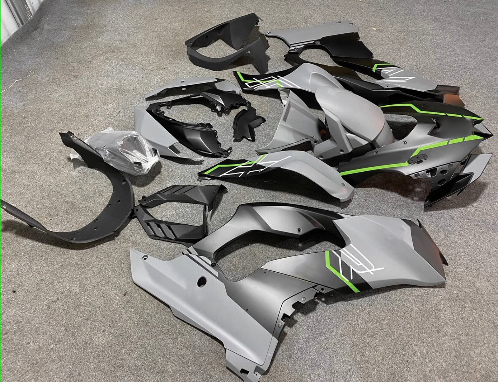 Amotopart 2021–2025 Kawasaki ZX 10RR ZX 10R Schwarz Grau Grün Verkleidungsset