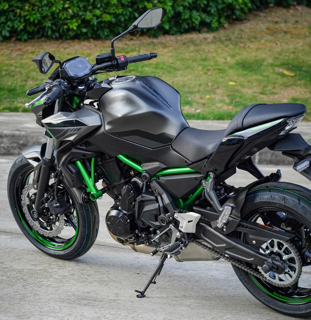 Amotopart 2020-2023 Kawasaki Z650 Black Green Fairing Kit