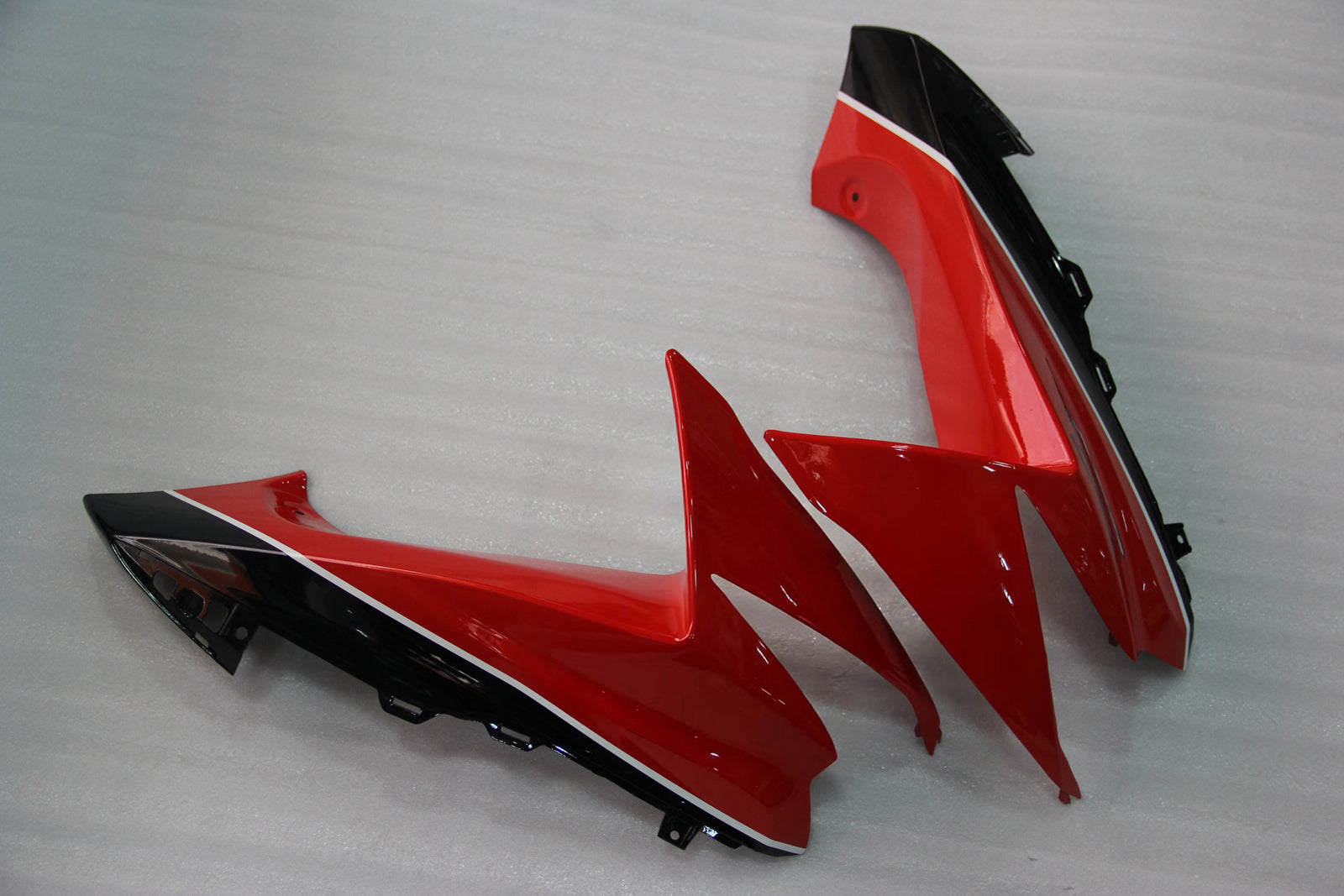 Amotopart Verkleidung für Suzuki GSXR1000 (2009–2016), mehrfarbig, Schwarz&Red Kit