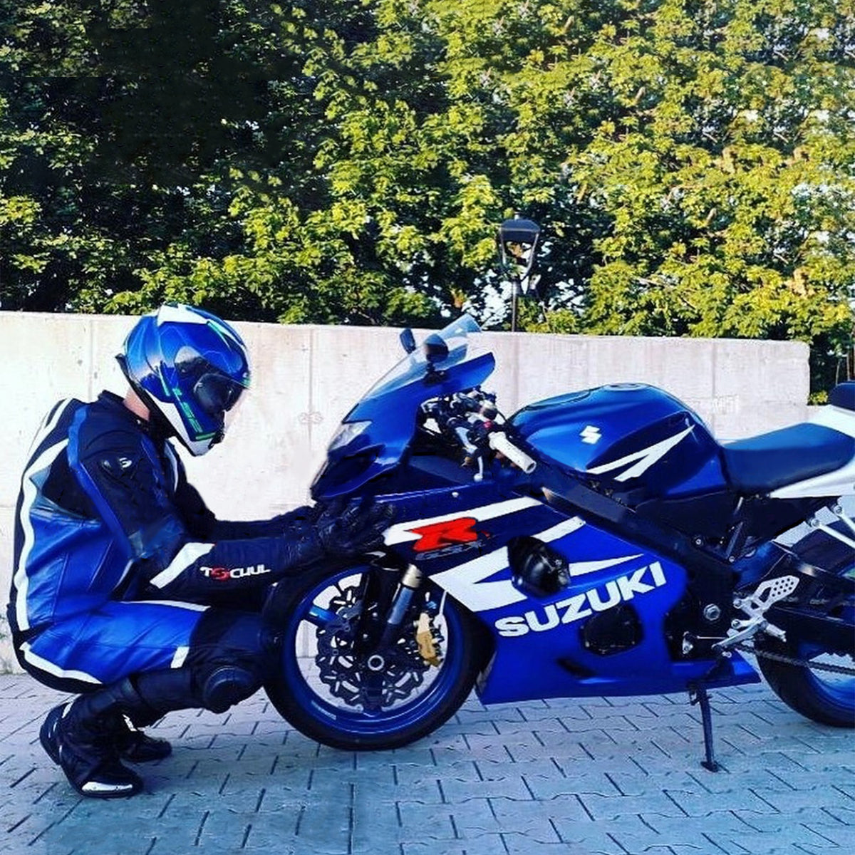 Amotopart Suzuki 2004-2005 GSXR 600/750 Blu con Kit Carena Bianca