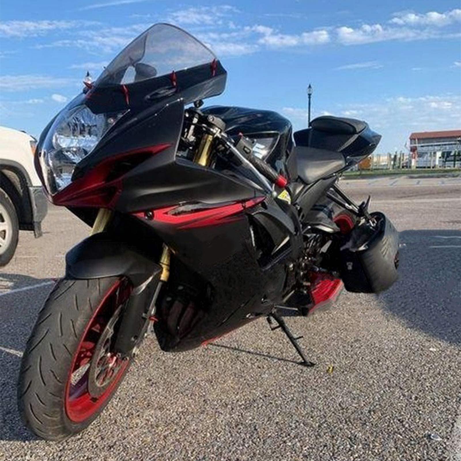 Amotopart スズキ 2011-2024 GSXR 600/750 ブラック レッドライン付きフェアリングキット