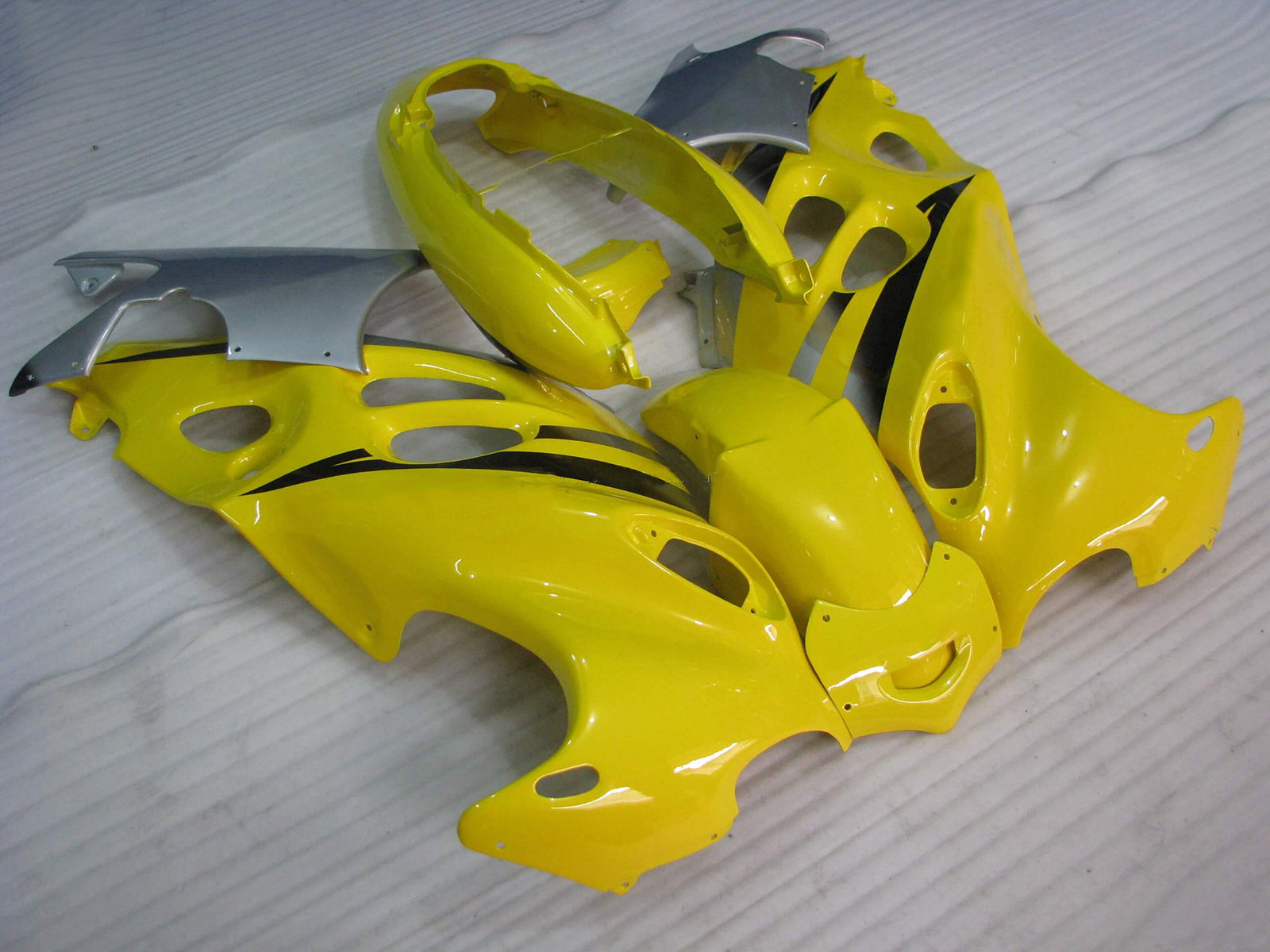 Amotopart 2003-2006 Suzuki Katana GSXF600/750 Kit jaune de carénage