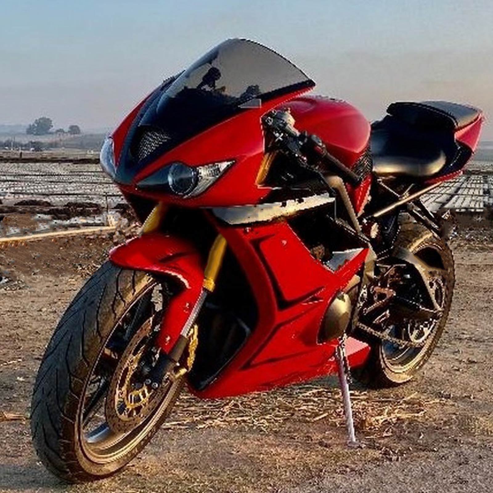 Amotopart Triumph 2006-2008 Daytona 675 Red With Black Line Fairing Kit