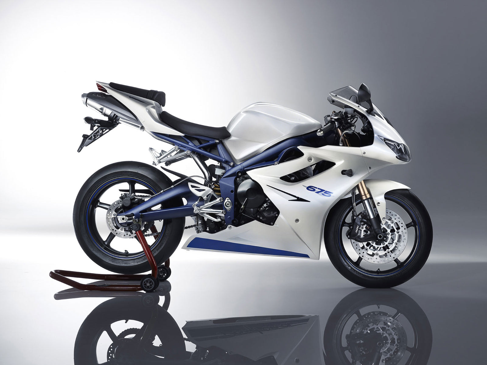 Amotopart Triumph Daytona 675 (2009-2012) Fairing Kit