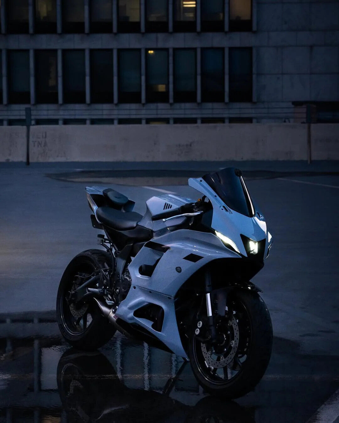 Amotopart 2021-2025 Yamaha YZF-R7 Gloss Grey Fairing Zestaw