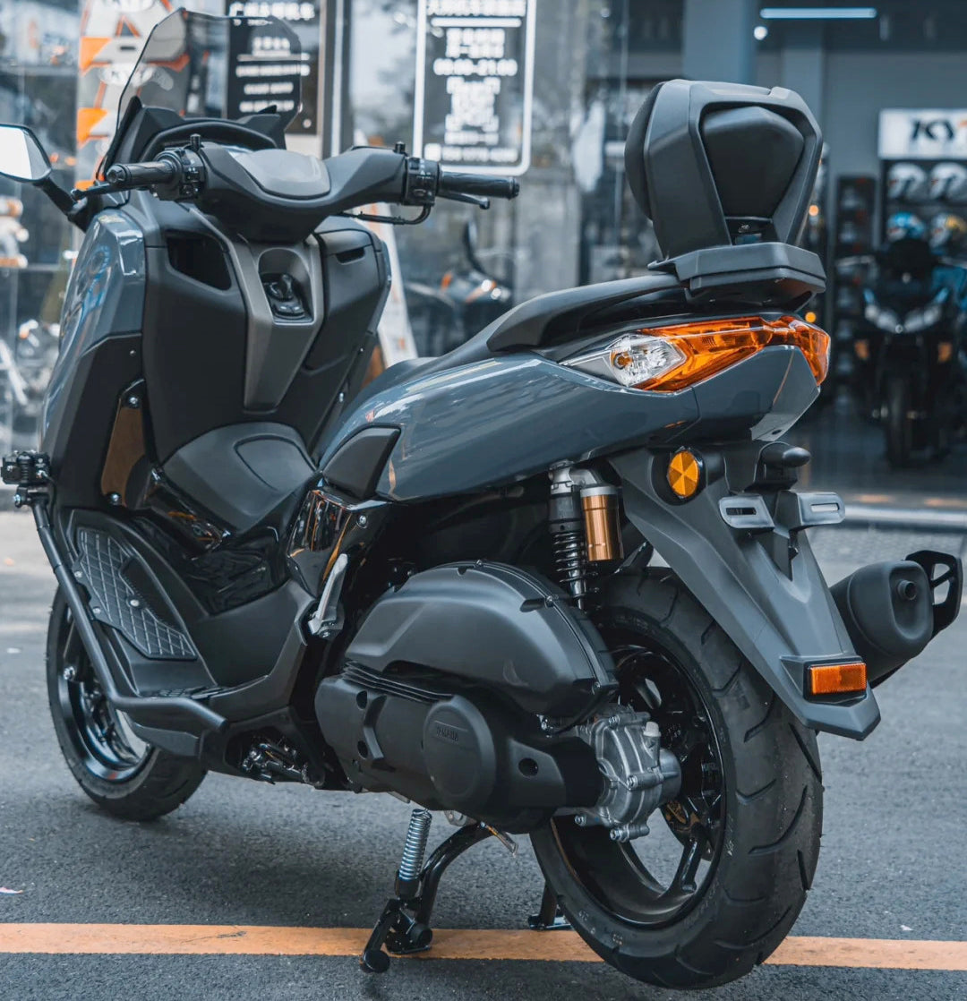 Amotopart 2020–2024 Yamaha NMAX 125/155/250 schwarz-graues Verkleidungsset