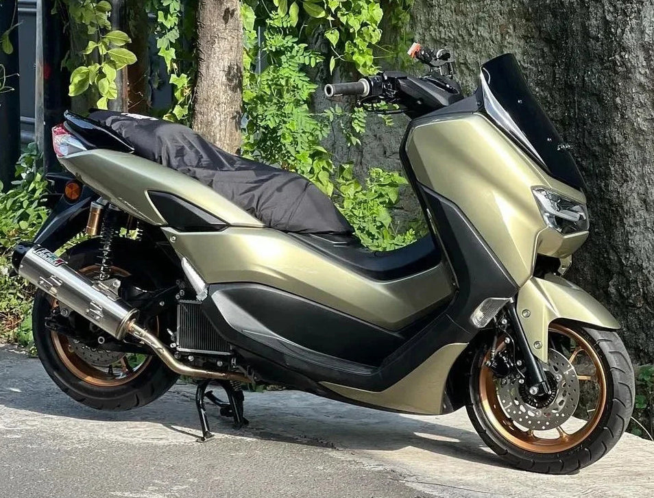 Amotopart 2020–2024 Yamaha NMAX 125/155/250 Schwarz Hellbraunes Verkleidungsset