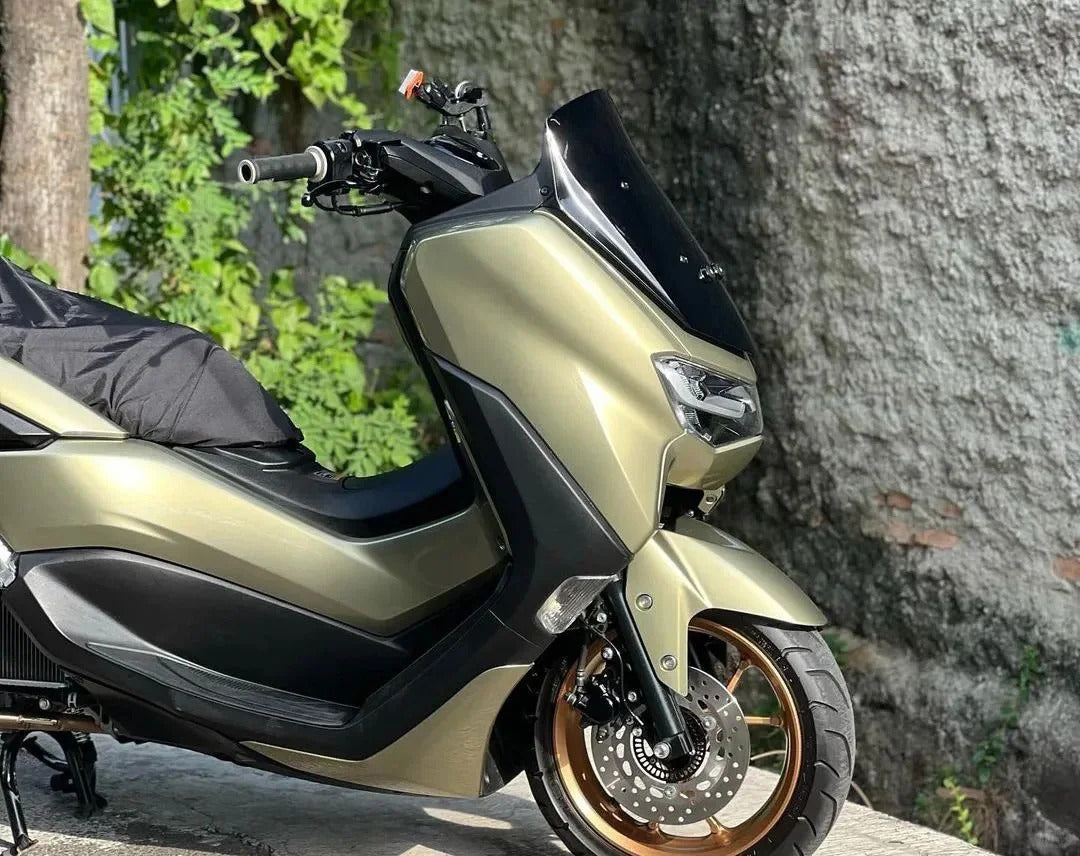 Amotopart 2020–2024 Yamaha NMAX 125/155/250 Schwarz Hellbraunes Verkleidungsset