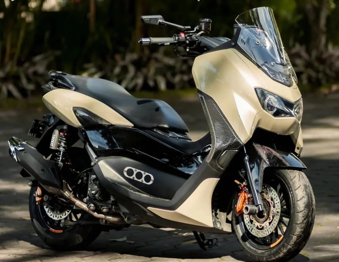 Amotopart 2020–2024 Yamaha NMAX 125/155/250 Kohlefaser-Tan-Verkleidungsset