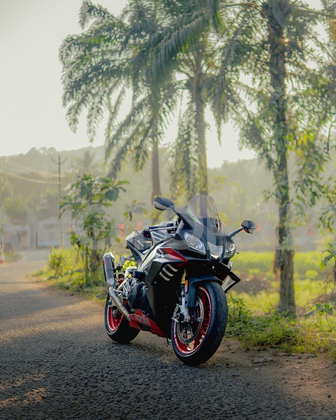 Amotopart Aprilia 2016-2020 RSV4 1000 Matte Black Red Fairing Kit