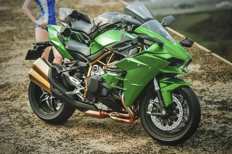 Amotopart 2015–2022 Kawasaki Ninja H2 grünes Verkleidungsset