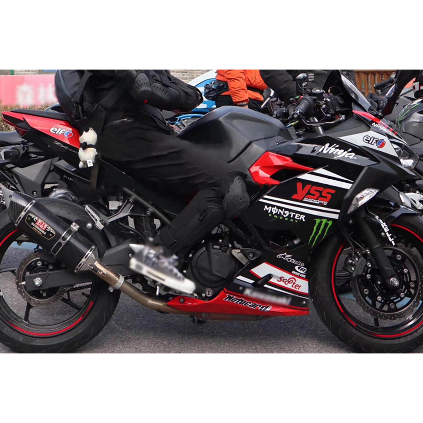 Amotopart 2018-2024 Kit carena Kawasaki EX400 Ninja400 Rosso e Nero Style2