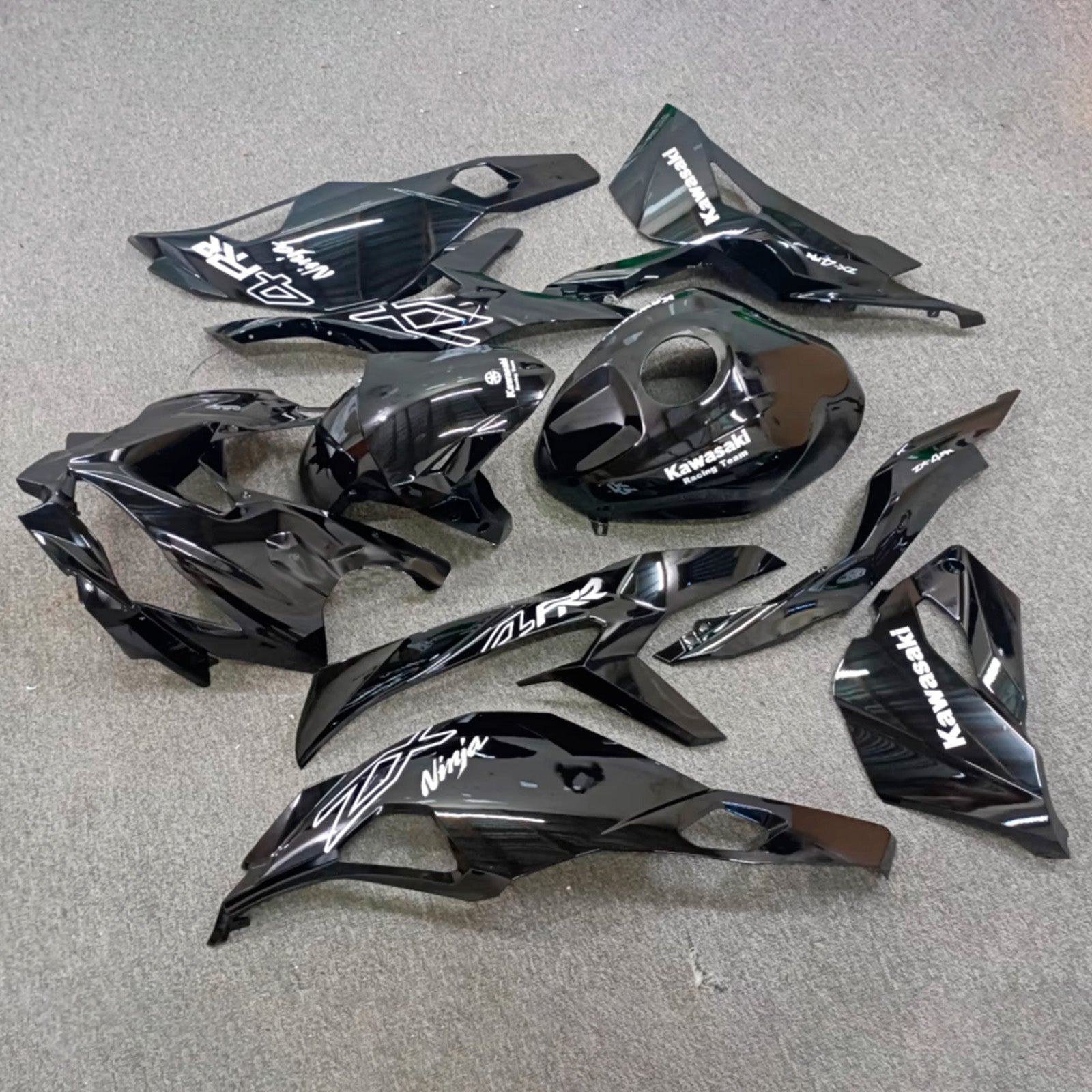 Amotopart 2024-2025 Kawasaki ZX-6R Glossy Black with White Fairing Kit