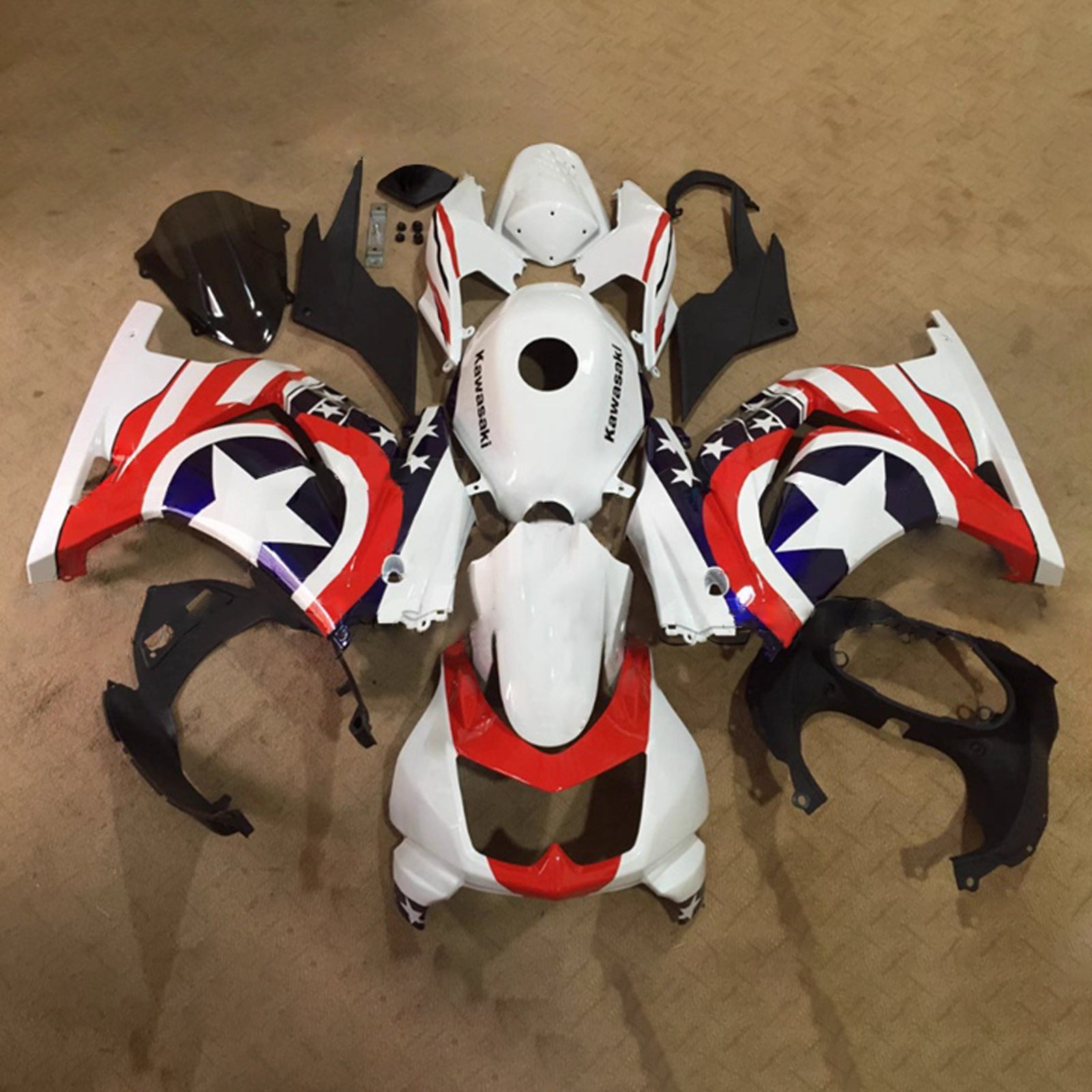 Amotopart 2008-2012 Kawasaki EX250/Ninja250R Red Black White Fairing Kit