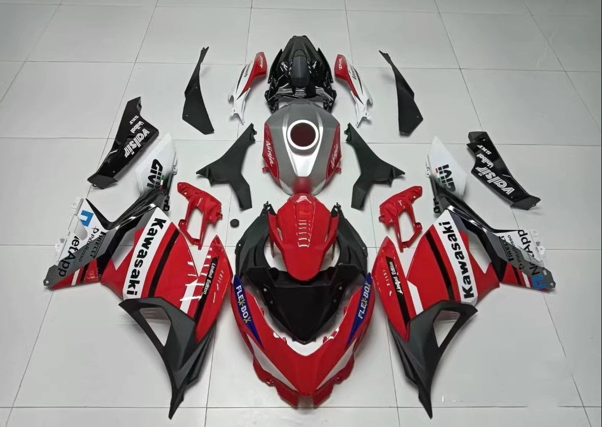 Kit de carénage Amotopart Kawasaki EX400/Ninja400 2018-2023 rouge et blanc