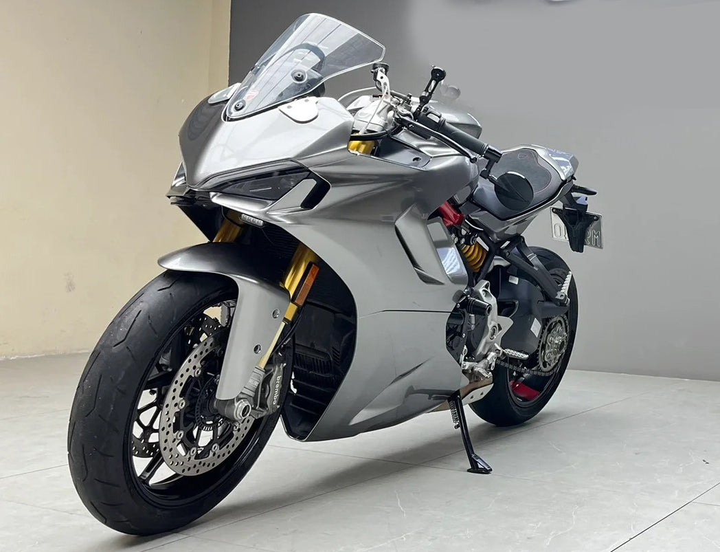 Amotopart 2021-2024 Kit de carénage Ducati Supersport 950 / 950S blanc argent titane