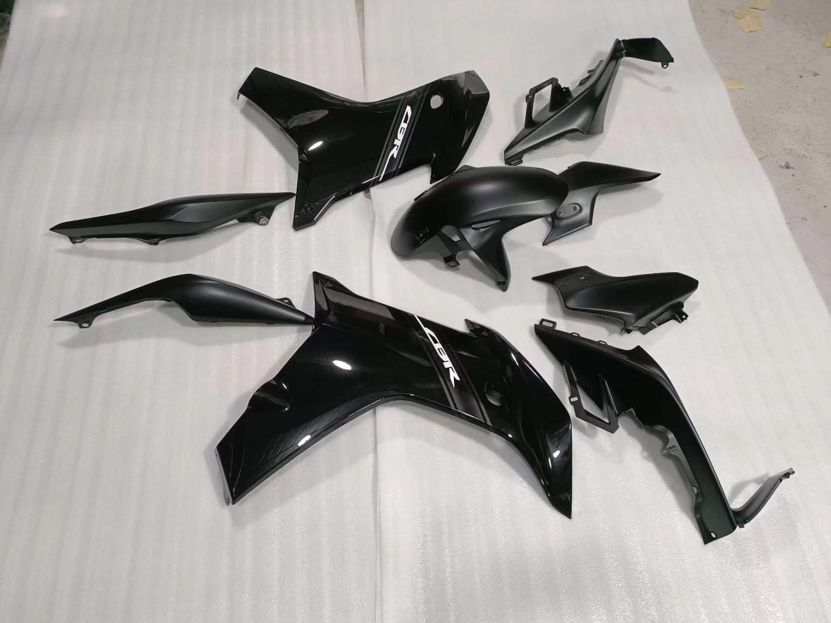 Amotopart 2011-2013 Honda CBR600F Kit de carénage noir Style1