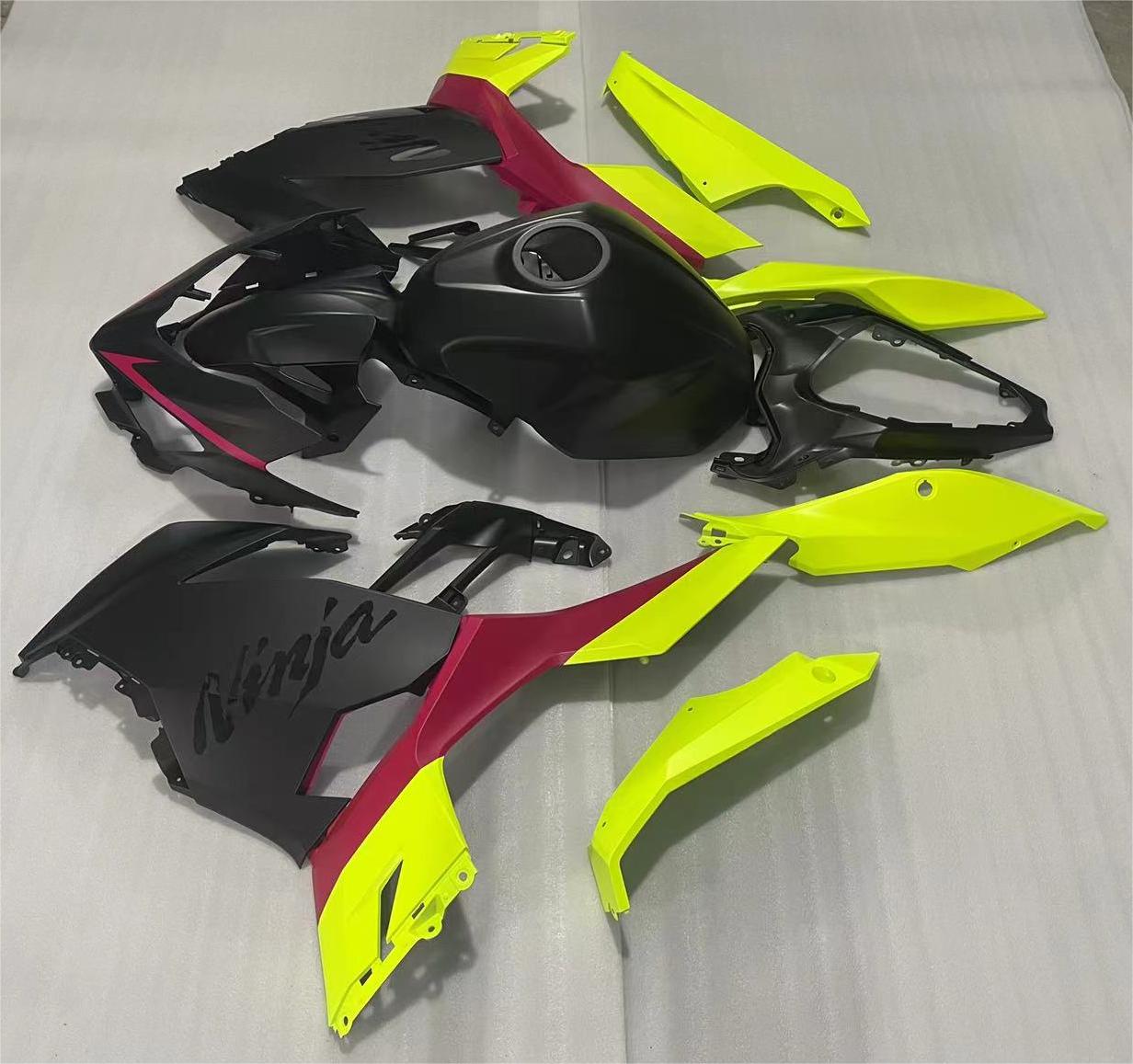 Amotopart Kawasaki 2018-2023 EX400/Ninja400 Pink Yellow Fairing Kit