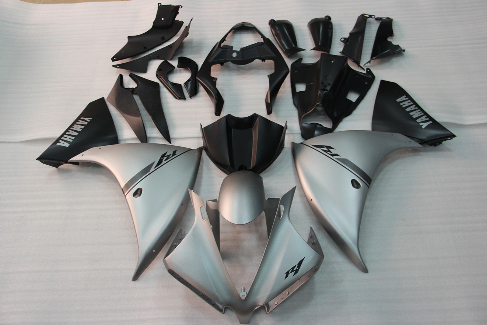 Amotopart 2009-2011 Yamaha YZF 1000 R1 Kit de carenado gris claro mate y negro