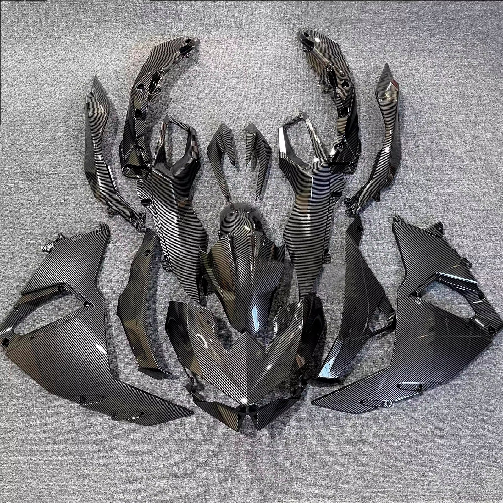 Amotopart 2024-2025 Kawasaki Ninja 500 Black Carbon Fiber Pattern Fairing Kit