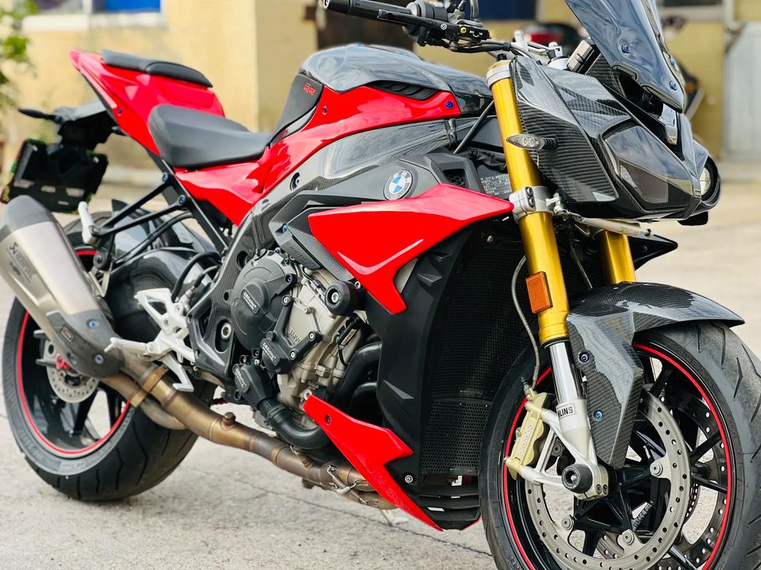 Amotopart 2017-2020 BMW S1000R Fairing Black Red Kit