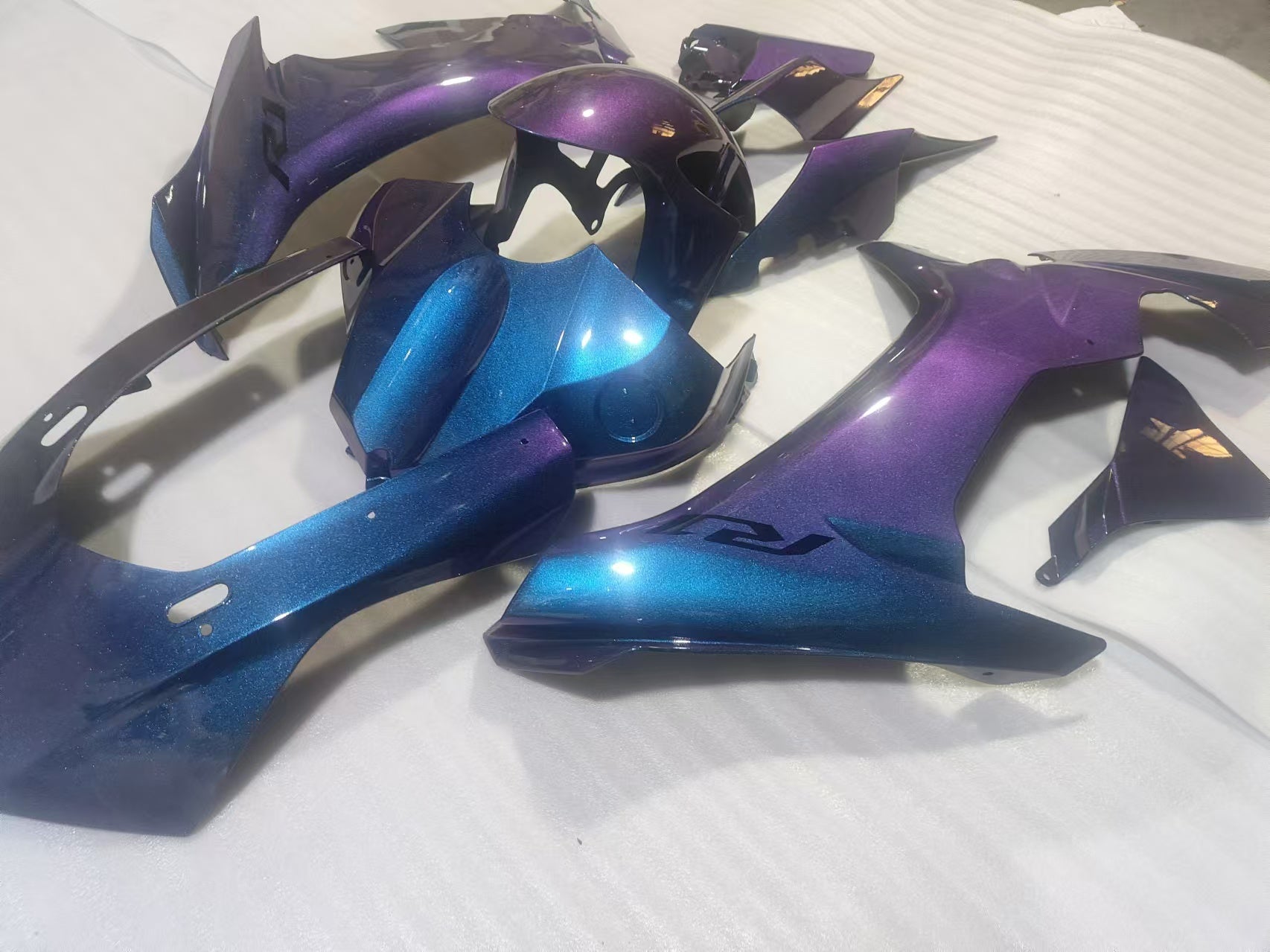 Amotopart  2015-2019 Yamaha YZF 1000 R1 Chameleon Fairing Kit