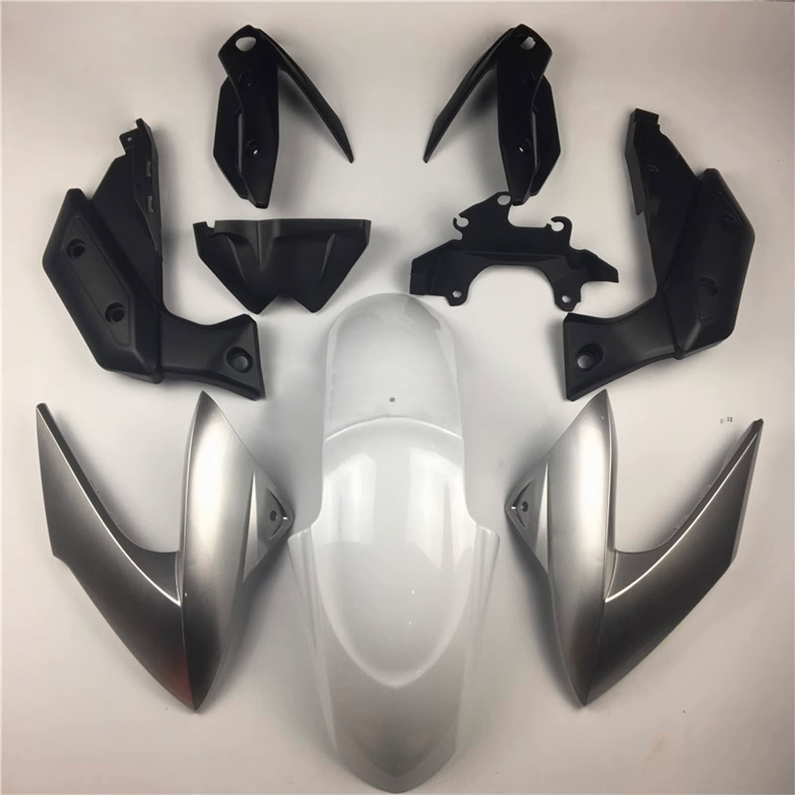 Amotopart 2009–2012 XJ6 Yamaha Silber &amp; Schwarz Style2 Verkleidungsset