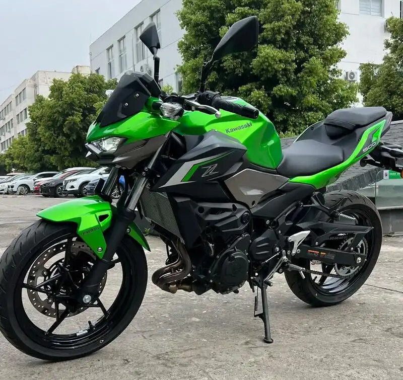 Amotopart 2025-2026 Kawasaki Z500 Green Fairing Kit