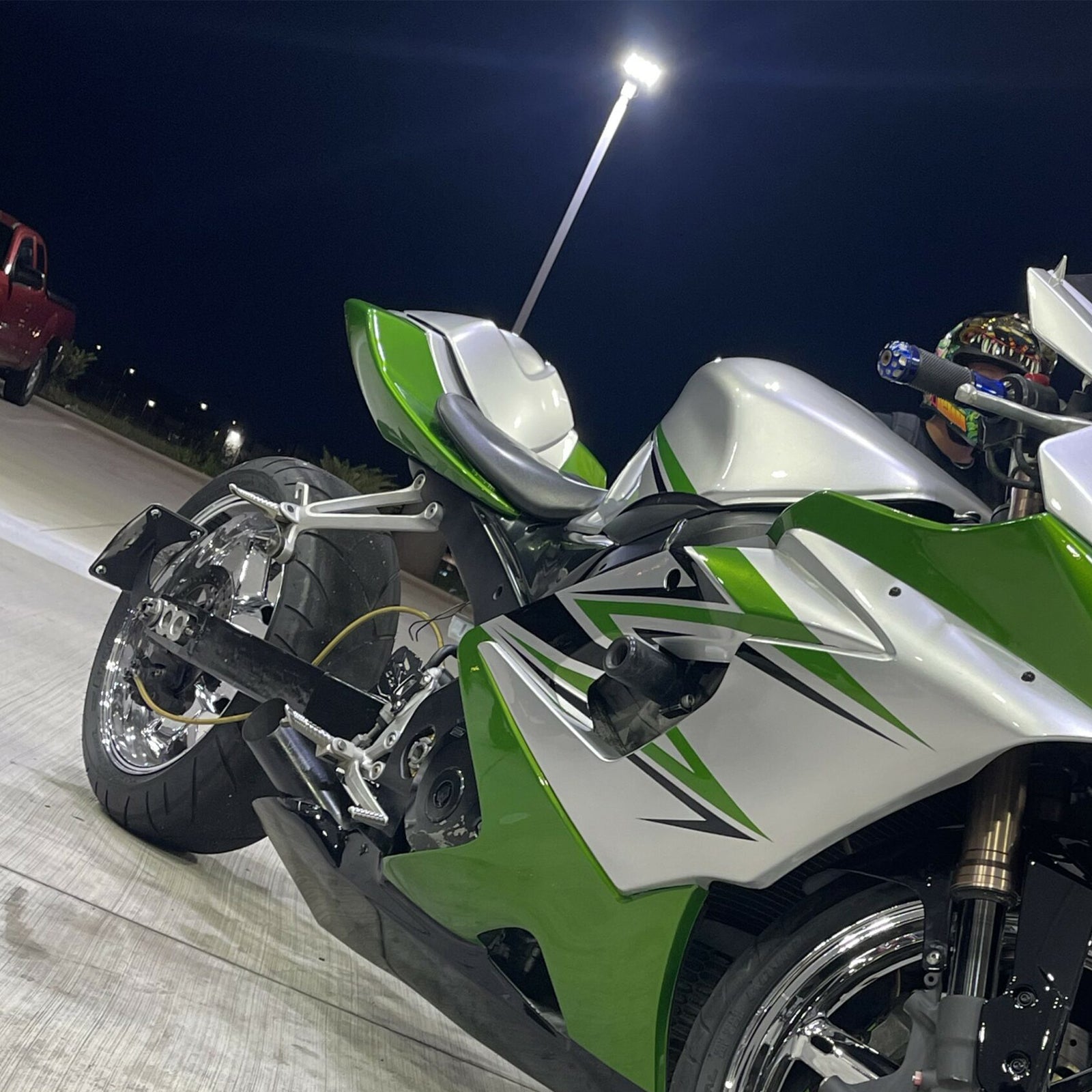 Amotopart 2005-2006 Suzuki GSXR1000 Green Sliver Fairing Kit